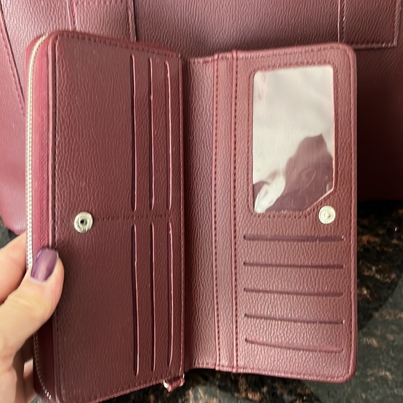 Women’s Wine/Burgundy Shoulder Bag With Matching Wristlet Wallet - Picture 9 of 14